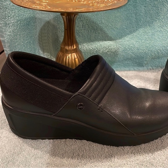 Infinity by Cherokee - Picture 2 of 4